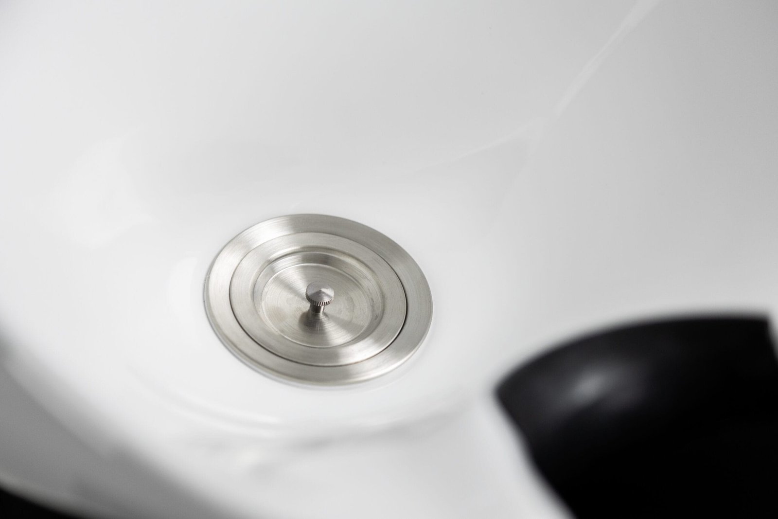 Midi White - Black 4 MIDI 151008 03 scaled